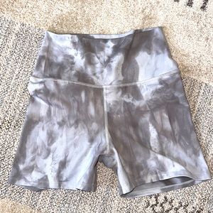 Carbon38 shorty shorts